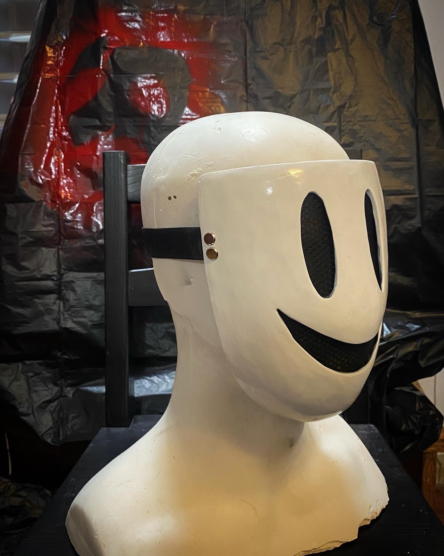 White SMILE mask right side